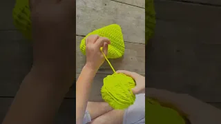 Re-crochet my totebag 🧶 watch till the end to see the result 🌼✨ #merajud #crochet #rajutkembali