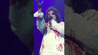 Feed My Frankenstein (live) Alice Cooper Orillia 2016 #alicecooper