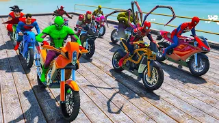Spiderman Motorcycle GTA V Stunts Old Ramps Jump Over Boat Challenge - الرجل العنكبوت الاخضر دراجات