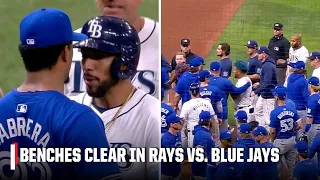 BENCHES CLEAR in Rays vs. Blue Jays after Génesis Cabrera shoves Jose Caballero 😳 | ESPN MLB