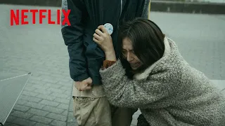 長澤まさみ - 慟哭する狂った母とそれを直視できない息子 | MOTHER マザー | Netflix Japan