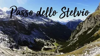 Climbing the Passo dello Stelvio by bike in Italy