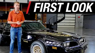 FIRST LOOK - Movie and Star Cars with @HooviesGarage - BARRETT-JACKSON LAS VEGAS