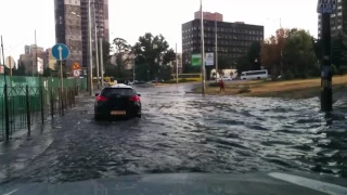 Такого я ще не бачив. Потоп в Києві