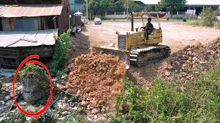 The Operator Skills  project showing Land Filling Up By Dozer Komatsu D-31-p Pushing soil