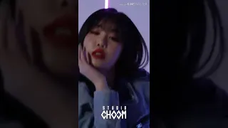 Soojin [(G)I-DLE] choreography "7 rings" (Ariana Grande) / M2 Studio CHOOM (VERTICAL VERSION)