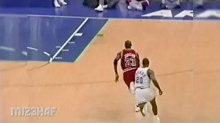 Michael Jordan Left the Crowd in Awe! (1992.01.31)