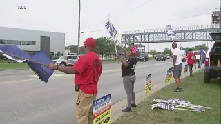 Auto workers strike expands with third round of walkouts