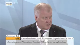 Flüchtlingskrise: PK mit u.a. Horst Seehofer zum Maßnahmenpaket am 09.10.2015