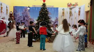 НОВОГОДНИЙ УТРЕННИК В КОРАБЛИК