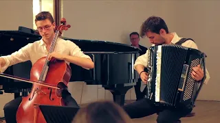 Tintin Générique / Theme Music - Duo Made in Belgium (cello accordion duo)