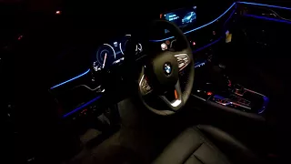 2018 BMW 7 Series lights at night