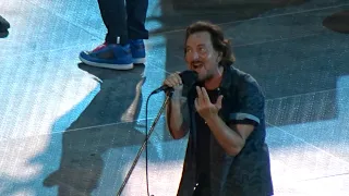 PEARL JAM - Even Flow (Live) Xcel Energy Center - Saint Paul, Minnesota 31 August 2023 First Night