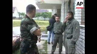 Croatia - Croatian Army Secures Glamoc