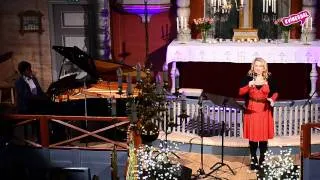 Helene Bøksle synger Vårt Land i Fjotland Kyrkje
