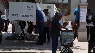 Mexicans go to the polls in an election where 100 million people are registered to vote