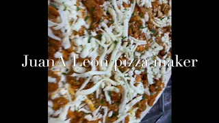 Juan A Leon pizza maker