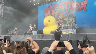 Graspop 2022 Alestorm Drink