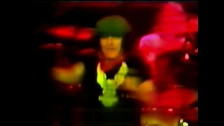 AC/DC - You Shook Me All Night Long (Live 1981 Landover - DVD Teaser)