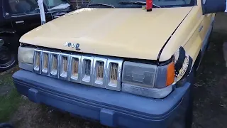 mothers finishing polish puts insane clarity on yellow jeep trackhawk paint