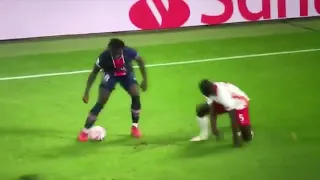 Moise Kean activating Sharingan to dribble past Upamecano