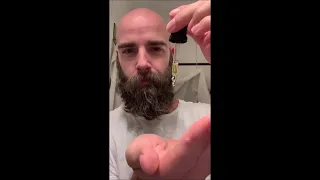 How to apply beard oil | Anwendung Bartöl mit Dave | GØLD's