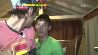 대타아웃 당하고 허탈한 박태환 @런닝맨 (Running Man) 20120909