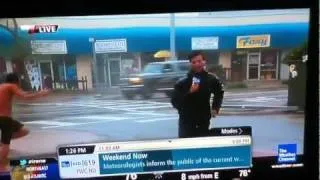 Naked Guy On The Weather Channel (Hurricane Irene) HD