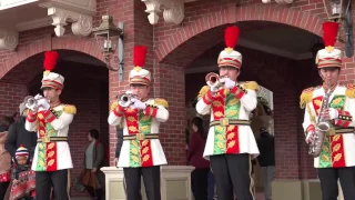 5分前に演奏開始!!ディズニーランドバンド,クリスマスの開園時演奏をNoCutで。4K動画