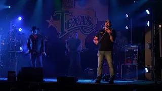 Tracy Lawrence - Time Marches On (Live At Billy Bob's Texas)