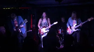 The Mysterines - Life's A Bitch - live in Toronto May 14, 2022