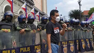 Protesters enraged over Comelec's failure