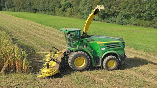 Ensilage de maïs 🌽 / JOHN DEERE 8300 i & Bec 460 plus / B.M . Agriservices