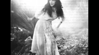 Wuthering Heights- Kate Bush 2013