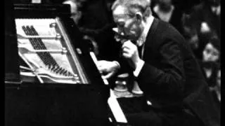 Rachmaninoff plays Kreisler-Rachmaninoff: Liebesleid (1921 rec)