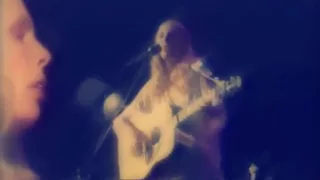 Joni Mitchell - Cold Blue Steel and Sweet Fire (Live 1974)