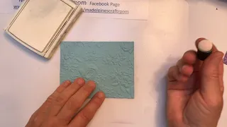 Colouring embossing folder