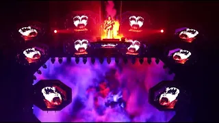 KISS - Gene spitting blood + God Of Thunder | Live Ziggo Dome Amsterdam 21-07-2022
