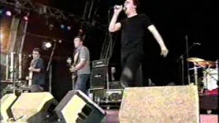 The Undertones - My Perfect Cousin (Live 2003)