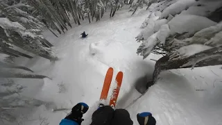 Group Skiing on a Powder Day at Stevens Pass - Sunday Sendies #5, 12-21-2022