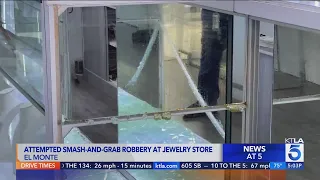 Employees of jewelry store fight back during smash-and-grab robbery attempt