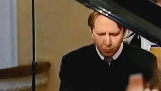 Mikhail Pletnev plays Rachmaninoff - Piano Concerto No. 3 (Moscow, 2003)