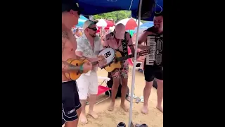 Praia das Laranjeiras - Balneário Camboriú SC