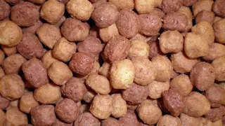 Reese‘s Puffs! Eat em up