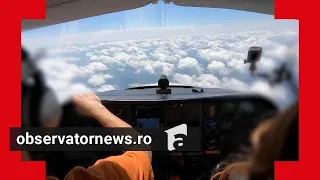 O fată de 14 ani ar fi fost agresată de pilot, în timpul zborului primit cadou