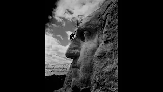 Curious shots of how the monument to the US Founding Fathers on Mount Rushmore was made