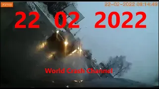 Подборки  Аварии и ДТП      22  02  22   ( Февраль 2022 )