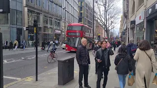 Hilarious London: Strolling on the world famous Oxford Street