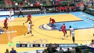 Toure Murry goes for 18 vs. Legends