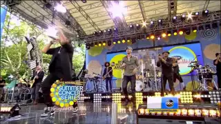 Enrique Iglesias Live "Bailanado" performance with Sean Paul on GMA